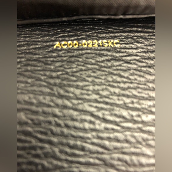 3.1 PHILLIP LIM LARGE PHASHLI CROSS BODY STRAP AND TWO SHORT HANDLES FRONT ZIPS - Picture 7 of 14